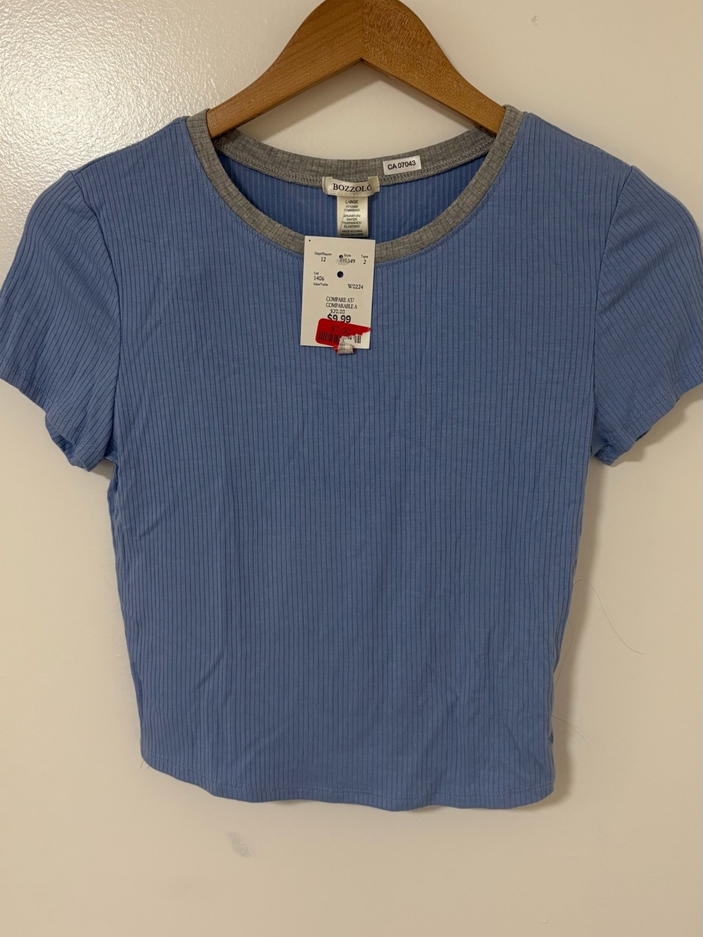 Bozzolo Light Blue Ribbed Short Sleeve Tee with Gray Neckline